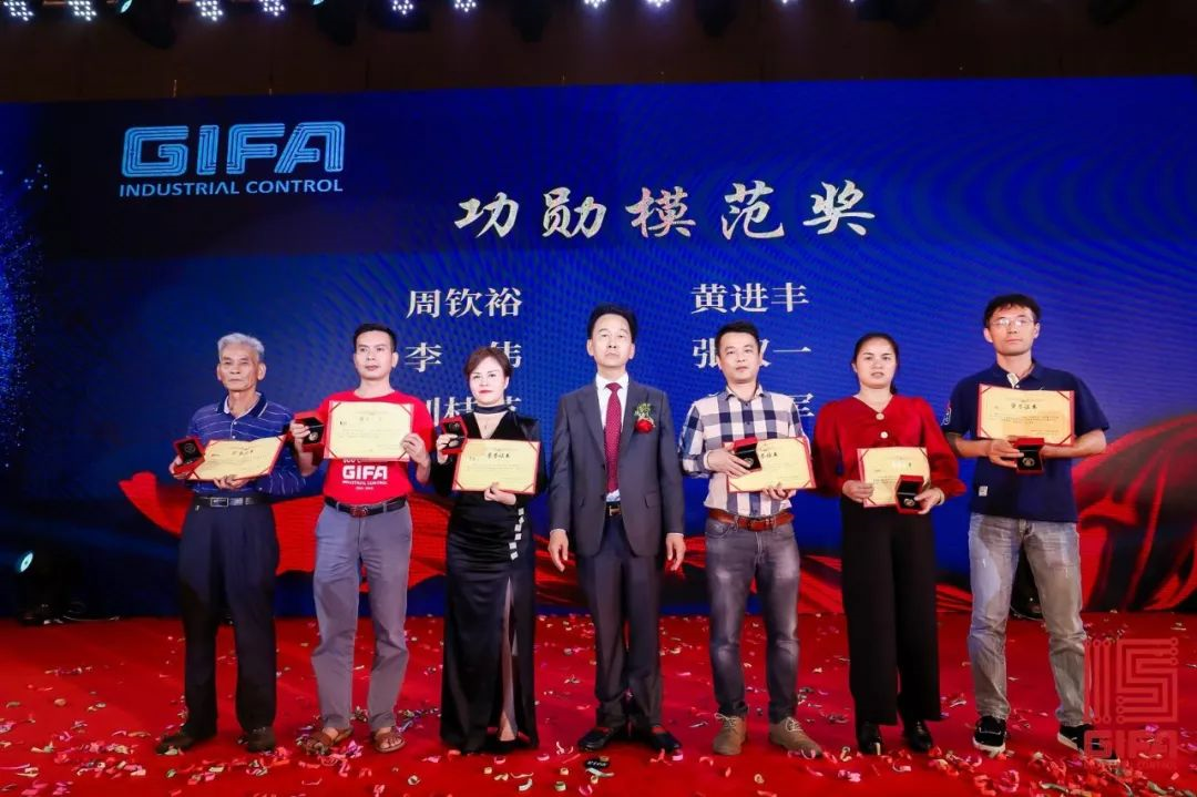 5dd5e82d6cd54.png image.png