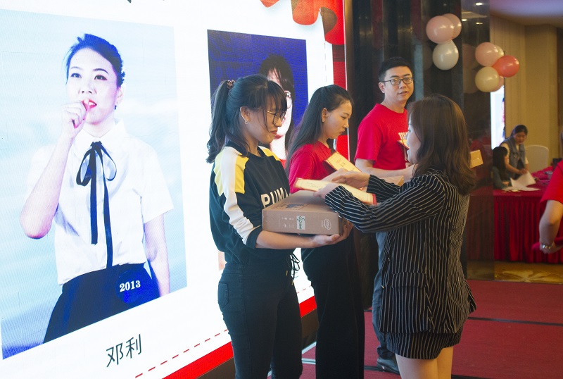 5e13e92e924c8.jpg 2020年會照片 (24).jpg