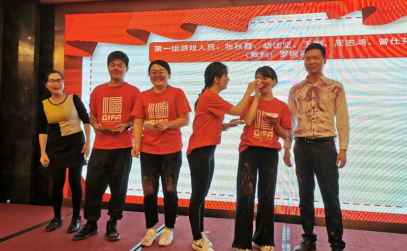 5e1980ff5549e.jpg 2020年會照片 (16).jpg